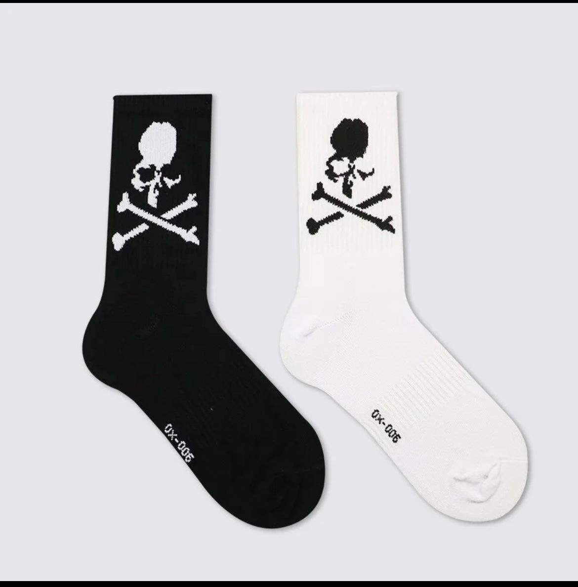 Black/White Skull & Bones Socks